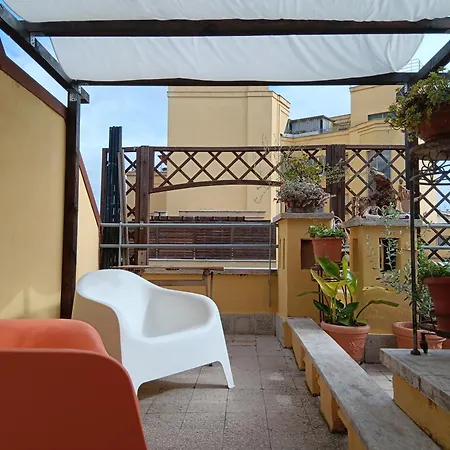 A Casa Di Claudio In Centro شقة *